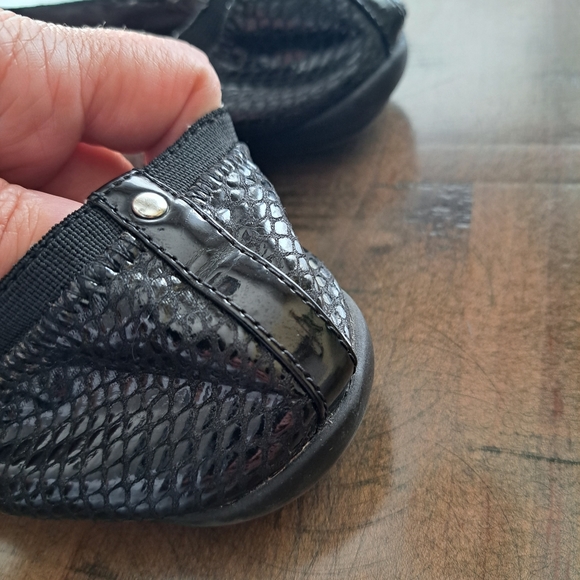 Womens SoftMoc Ballet Flats - Picture 2 of 7